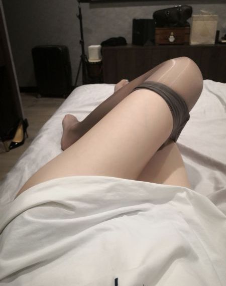 被男人用手指戳屁股舒服吗_BD全集在线观看