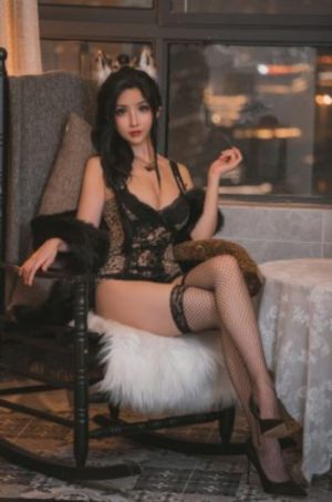 歌词亲亲你的嘴巴摸摸你的脸_超清在线播放观看