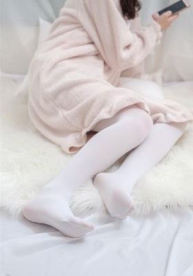 无人区乱码卡一卡二卡三_BD英语高清视频观看