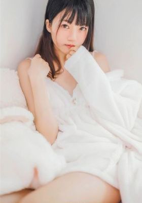 香蕉久久草草_剧情片在线观看完整版