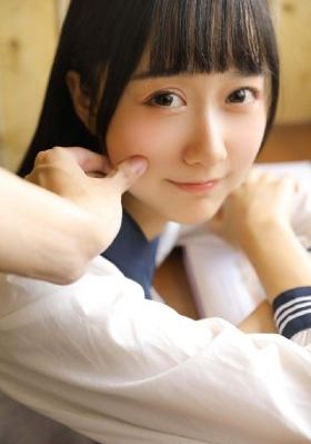 双乳被四个男人吃奶H文_DVD日韩免费观看