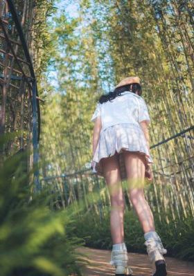 成人裸体女性奶头色情_1080P动漫免费观看